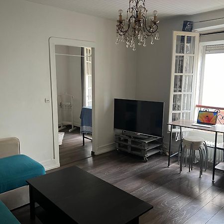 Le Nid Douillet En Plein Centre Apartment ลูวาลัวเปแรต์ ภายนอก รูปภาพ