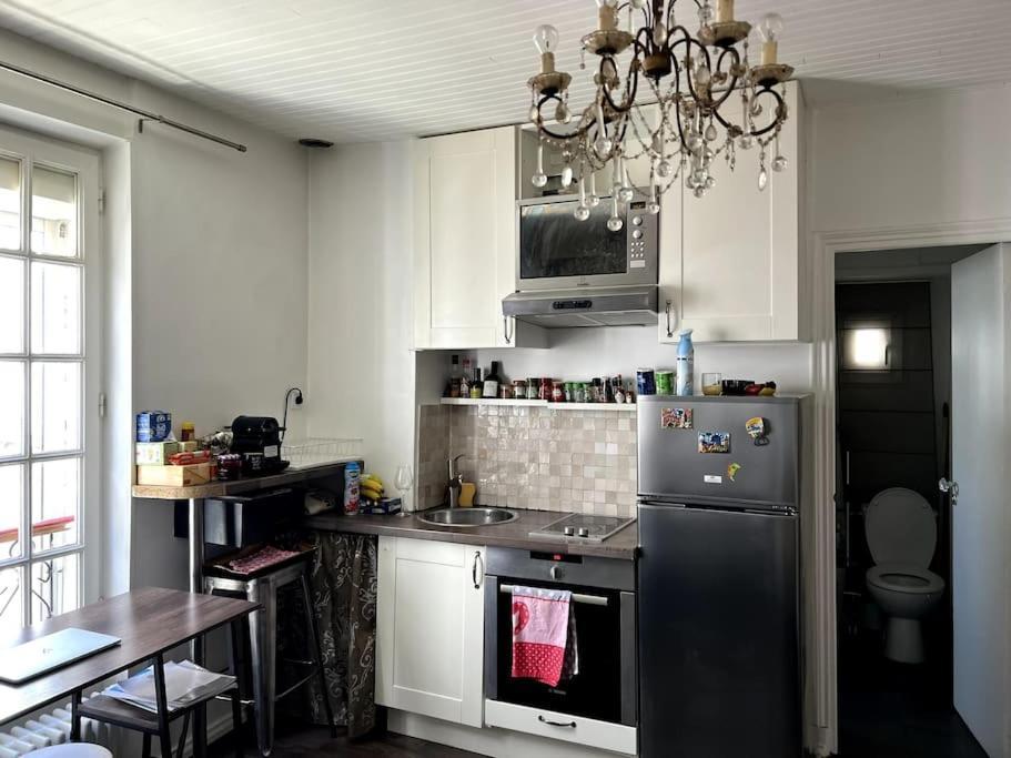 Le Nid Douillet En Plein Centre Apartment ลูวาลัวเปแรต์ ภายนอก รูปภาพ
